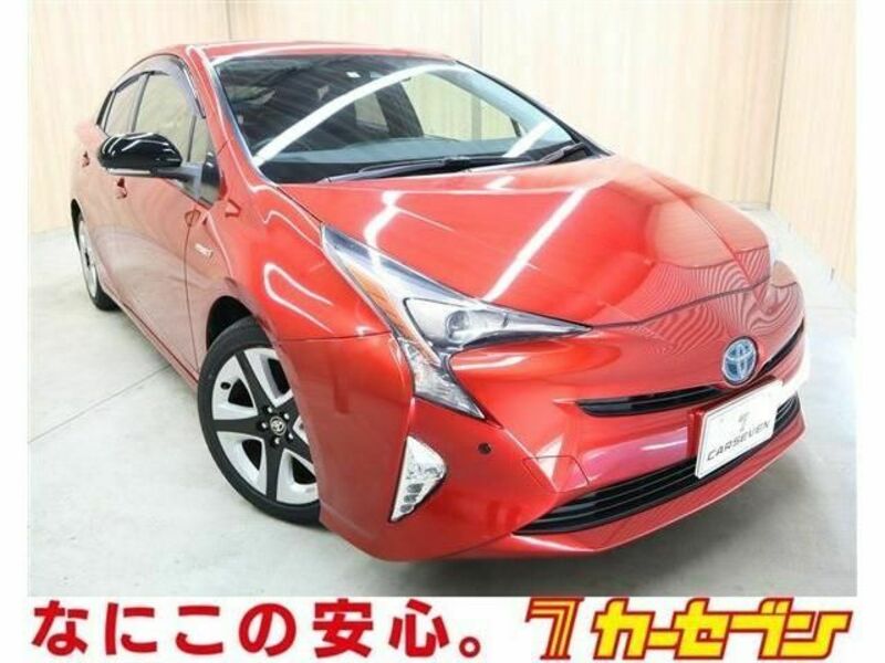 TOYOTA　PRIUS