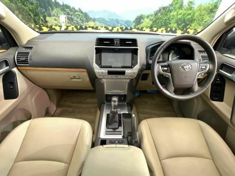 LAND CRUISER PRADO-1