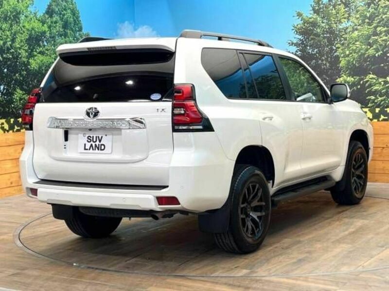 LAND CRUISER PRADO-18