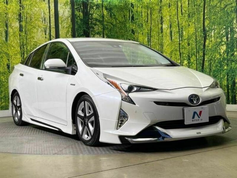 PRIUS-16