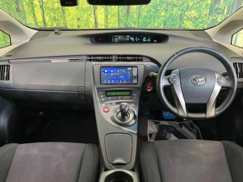 PRIUS-1