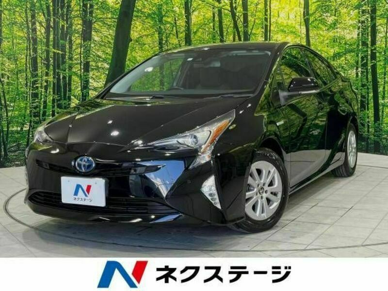 TOYOTA　PRIUS