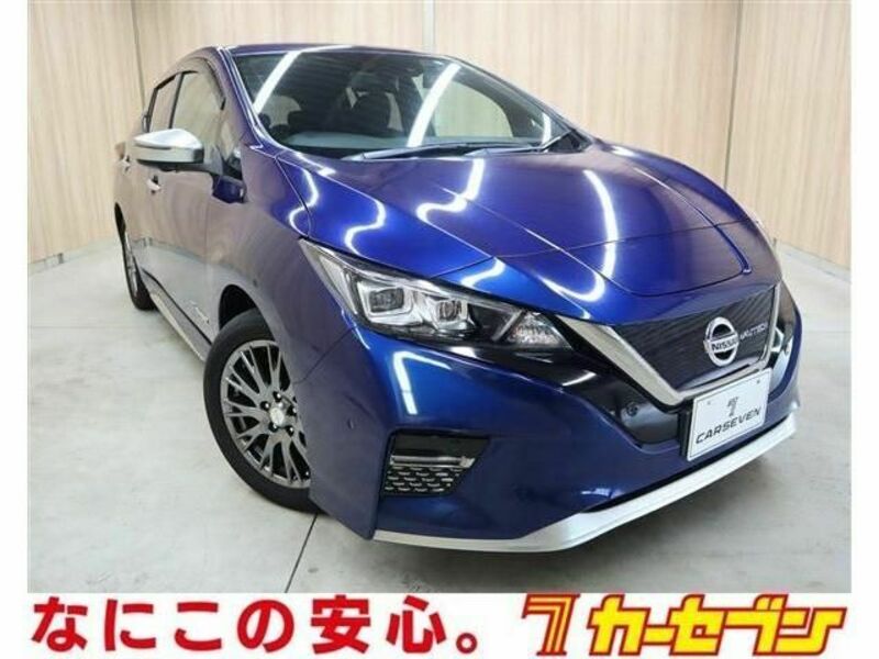 NISSAN　LEAF