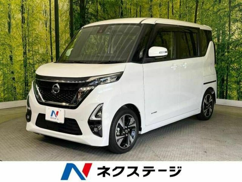 NISSAN　ROOX