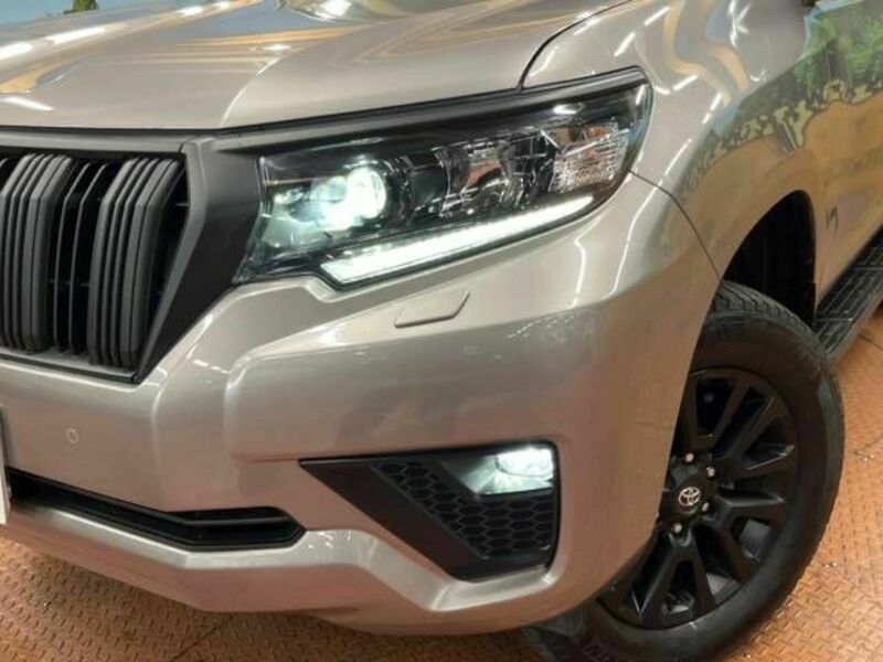 LAND CRUISER PRADO-11