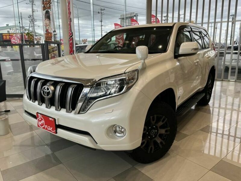 TOYOTA　LAND CRUISER PRADO