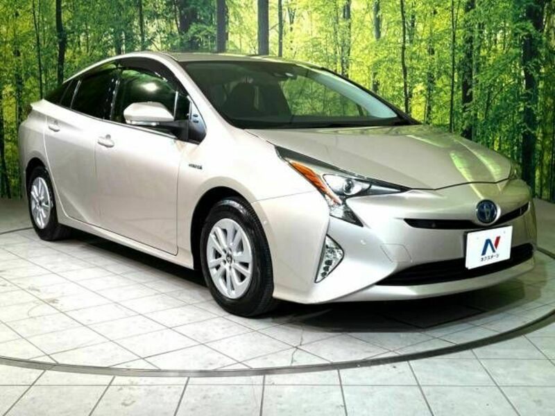 PRIUS-16