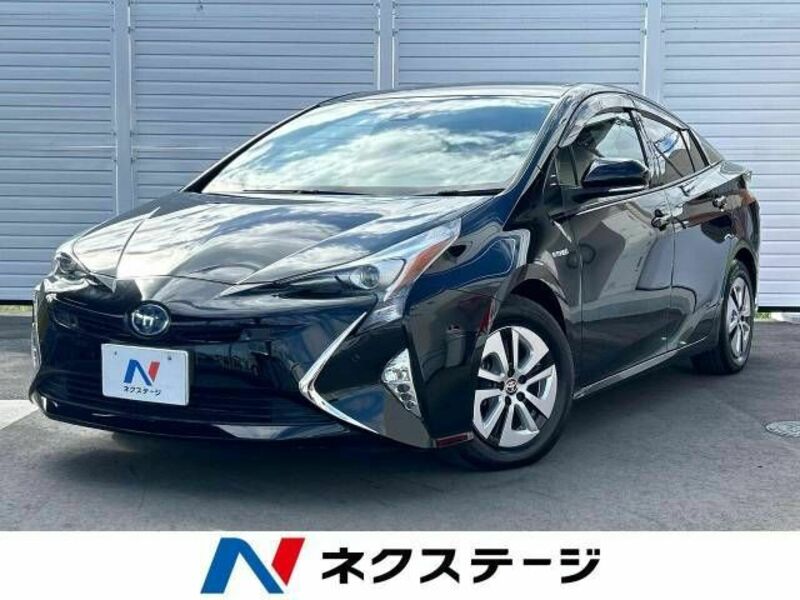 TOYOTA　PRIUS