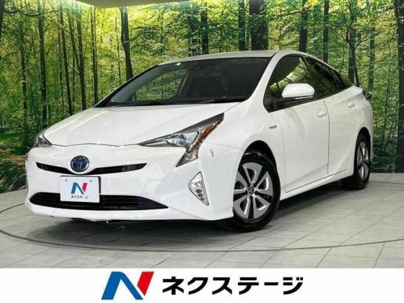 TOYOTA　PRIUS