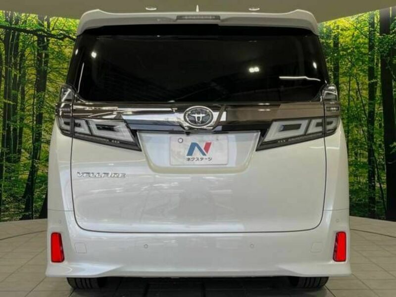 VELLFIRE-16