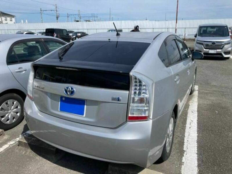 PRIUS-2