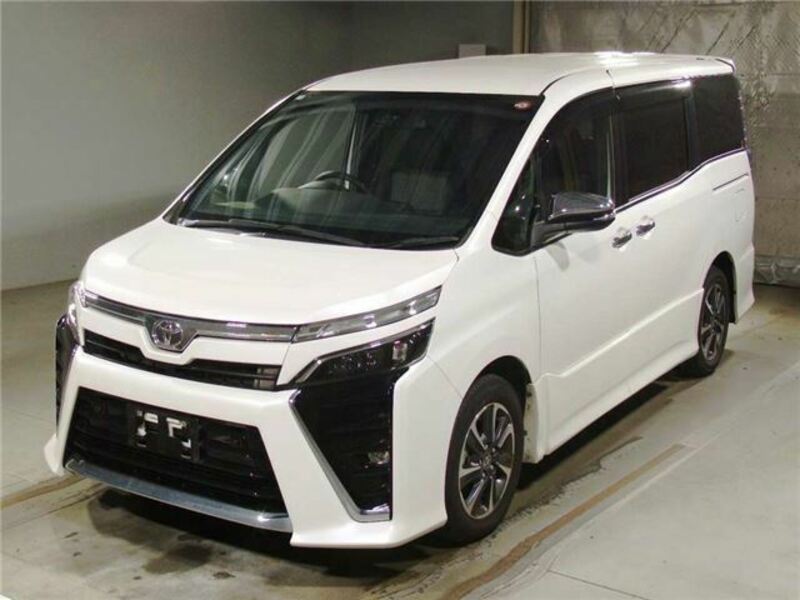 TOYOTA　VOXY