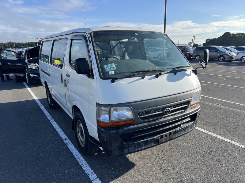 HIACE VAN-51