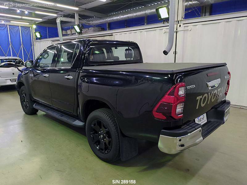 HILUX-3