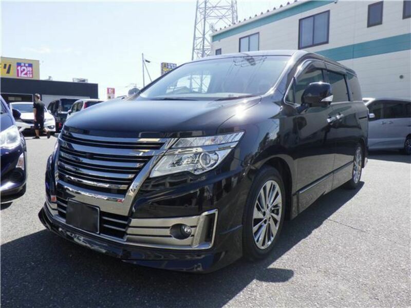 NISSAN　ELGRAND