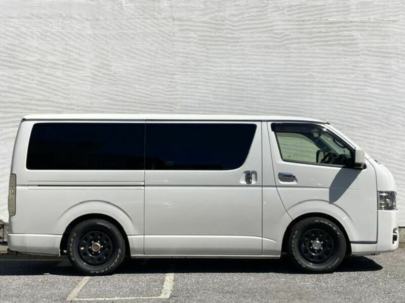 HIACE-37