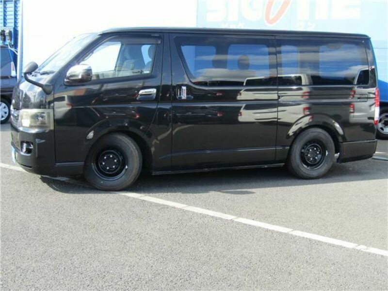 HIACE VAN-3