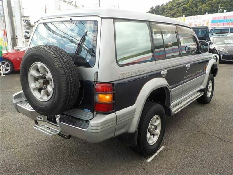 PAJERO-3