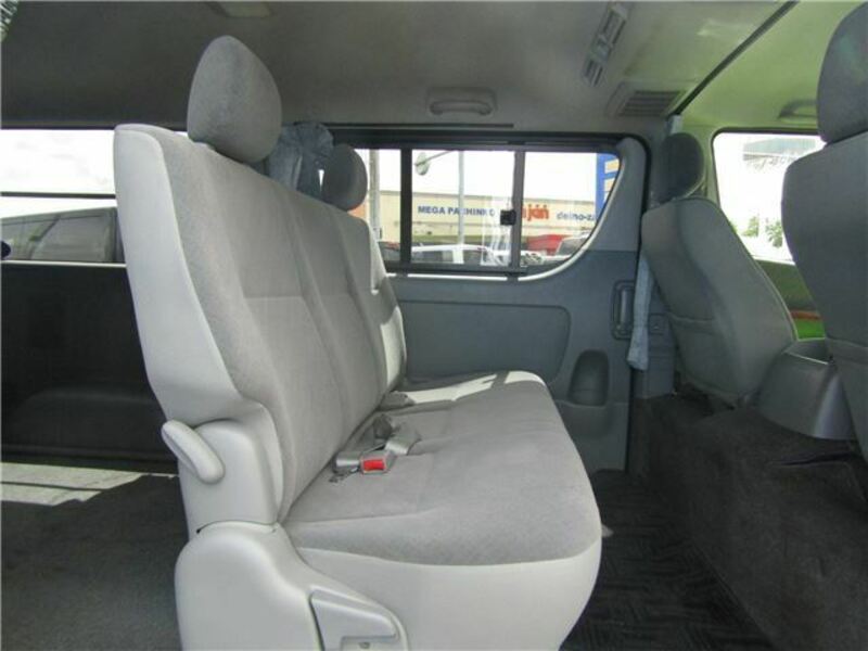 HIACE VAN-33