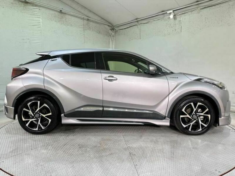 C-HR-15