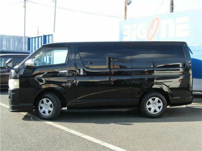 HIACE VAN-8