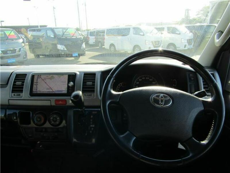 HIACE VAN-29