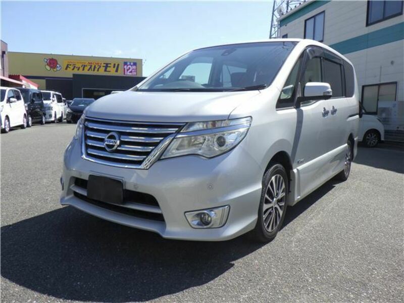 NISSAN　SERENA