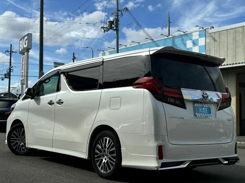 ALPHARD-9