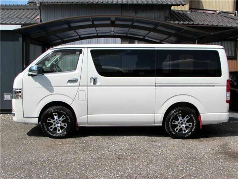 HIACE VAN-6