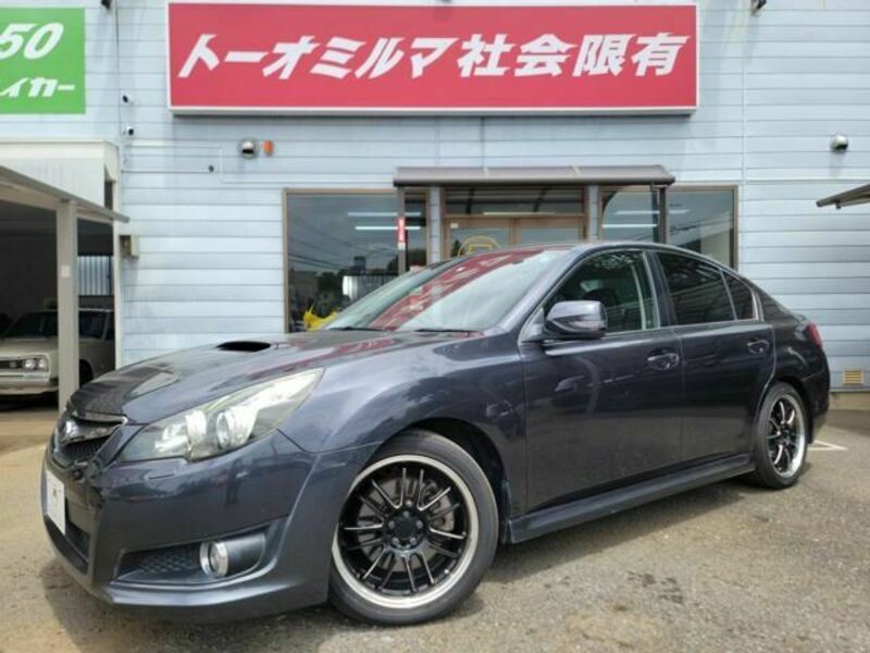 SUBARU　LEGACY B4