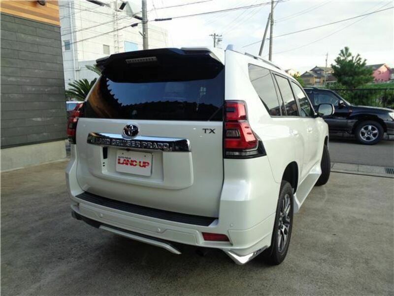 LAND CRUISER PRADO-2