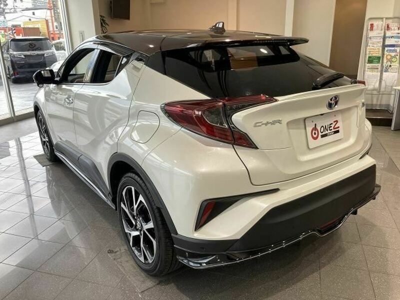 C-HR-17