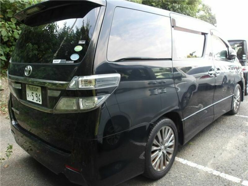 VELLFIRE-1