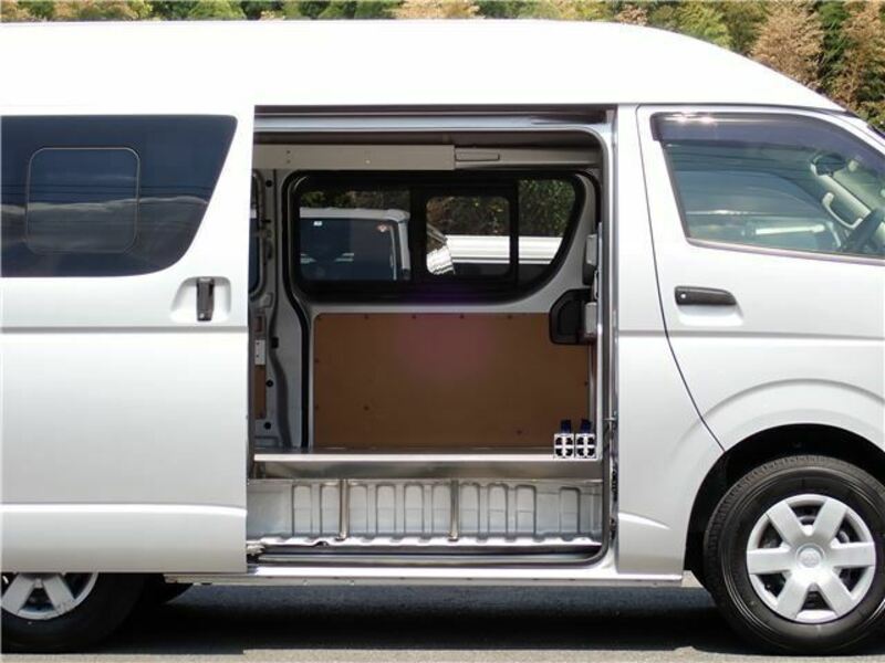 HIACE VAN-19