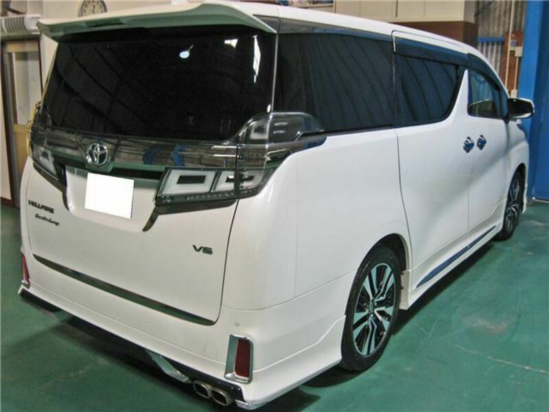 VELLFIRE-3