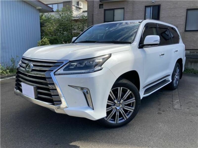 LEXUS　LX