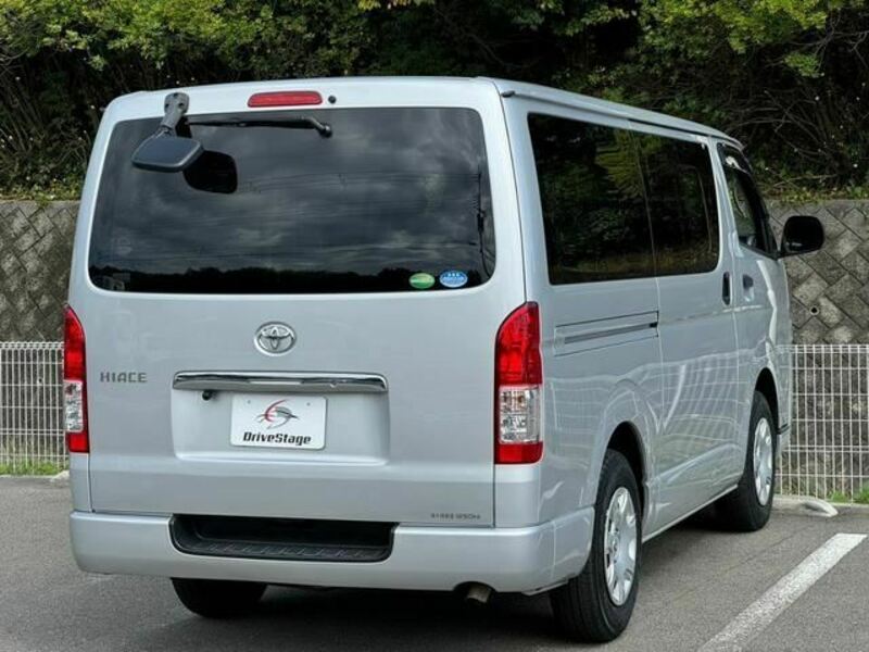 HIACE VAN-9