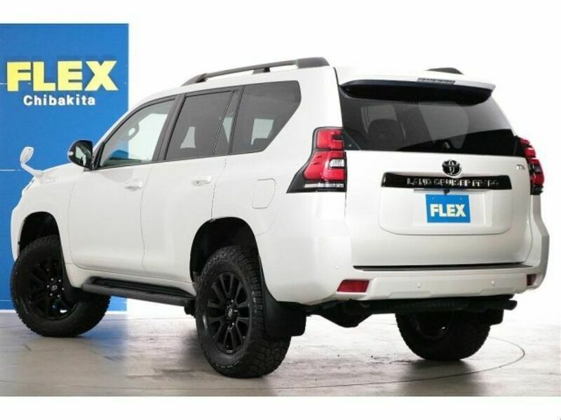 LAND CRUISER PRADO-15