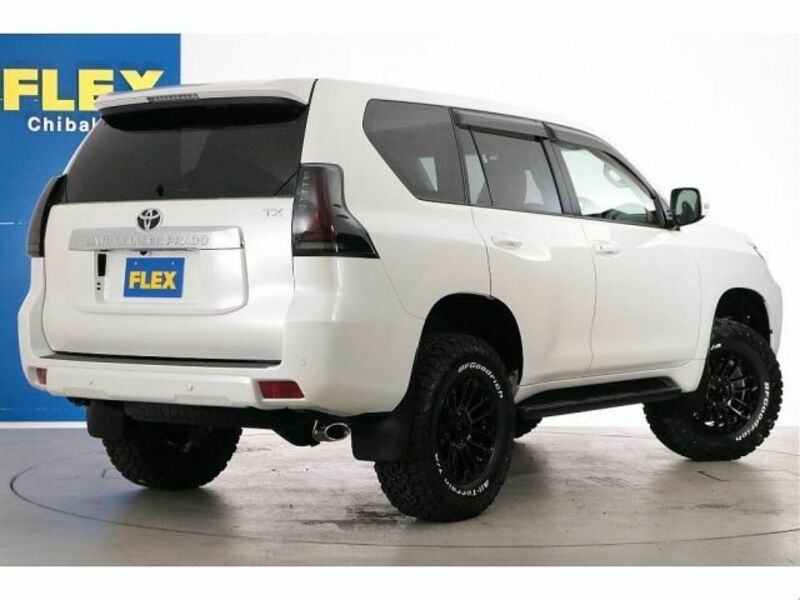 LAND CRUISER PRADO-3