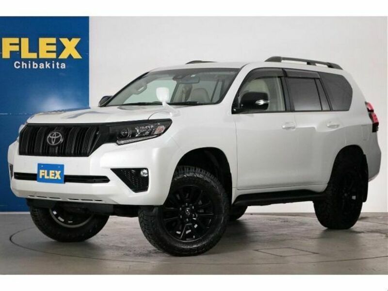 TOYOTA　LAND CRUISER PRADO