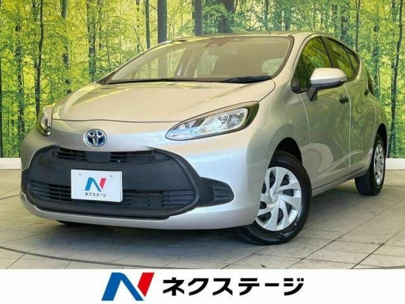 TOYOTA　AQUA