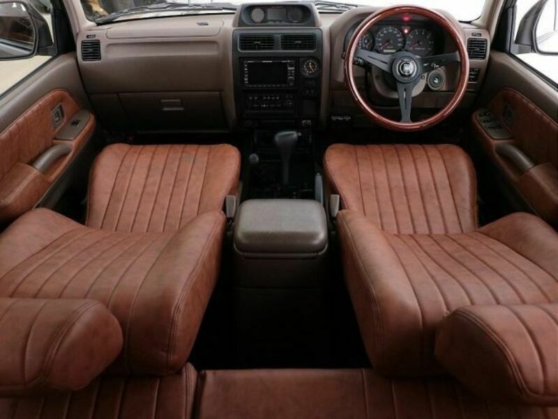 LAND CRUISER PRADO-1