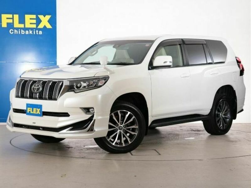 TOYOTA　LAND CRUISER PRADO