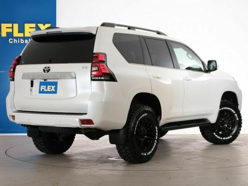 LAND CRUISER PRADO-3