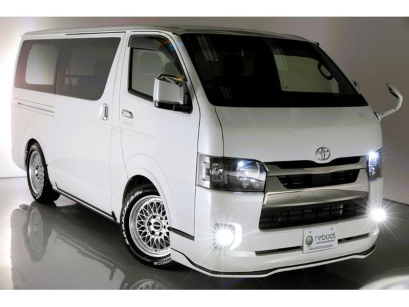 HIACE VAN