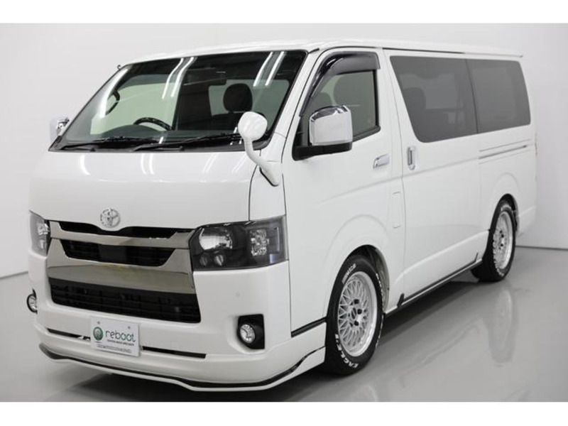 HIACE VAN-1