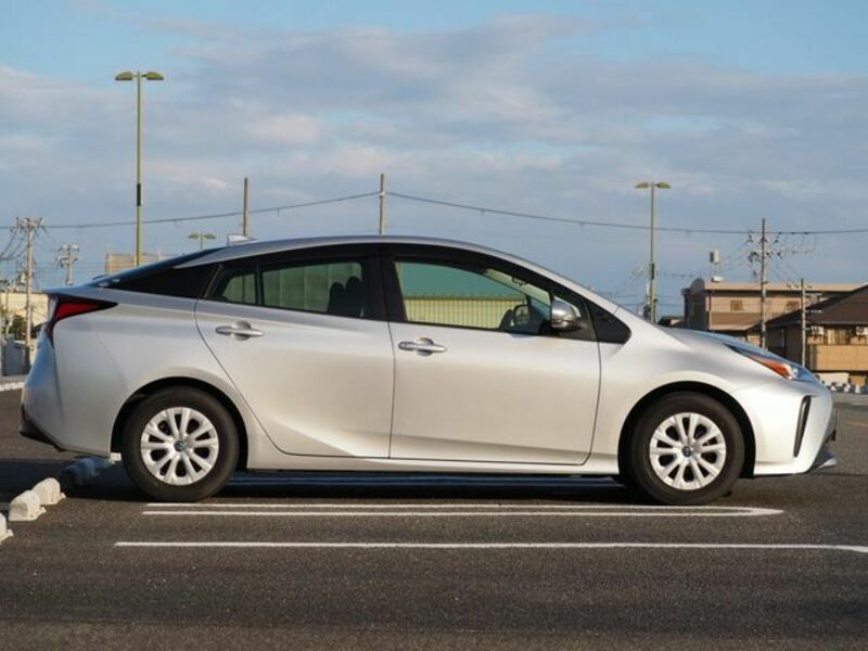 PRIUS-5