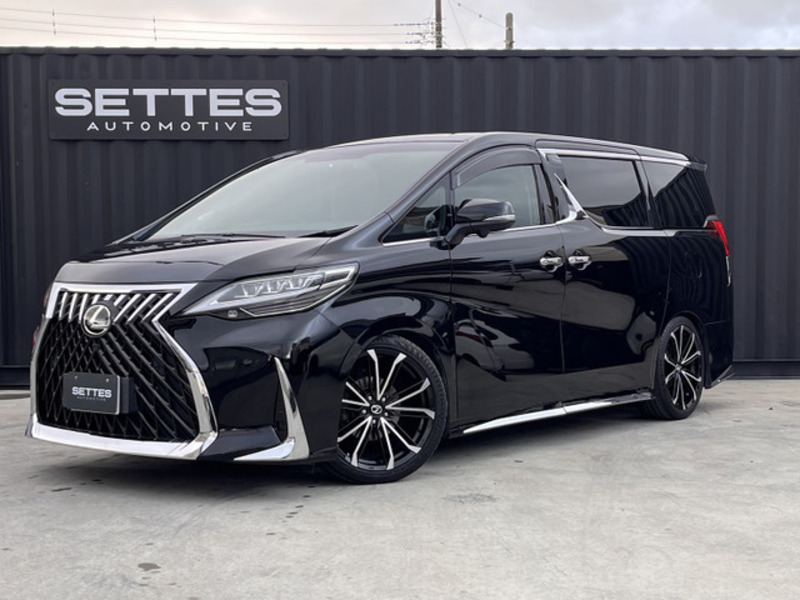 TOYOTA　VELLFIRE