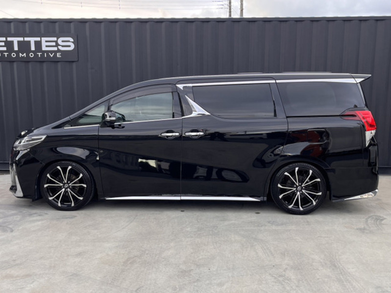 VELLFIRE-1