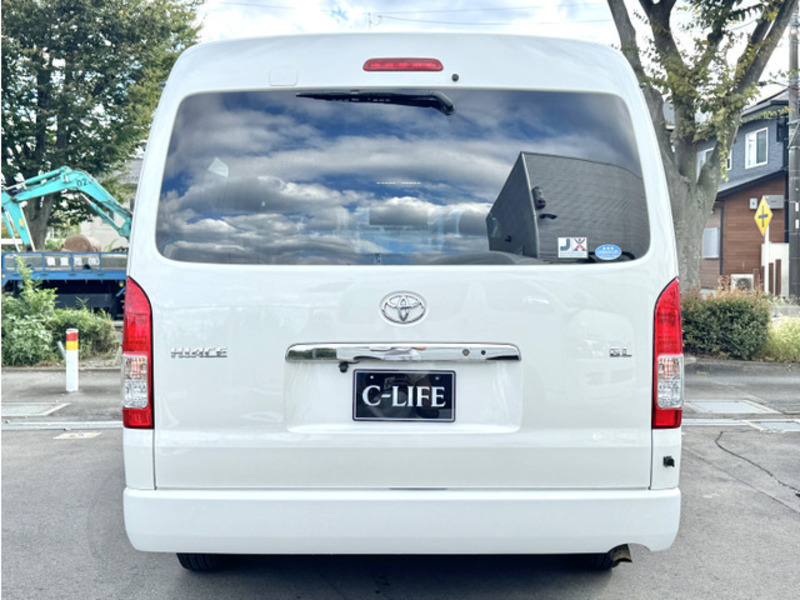 HIACE-12